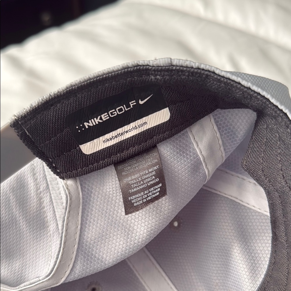 Nike Light Gray Cap with Purple Swoosh - Picture 3 of 3